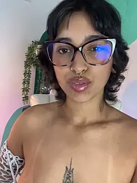 LollaByer live sex cam