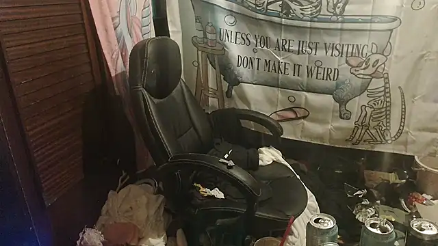 Ombeline1 live sex cam