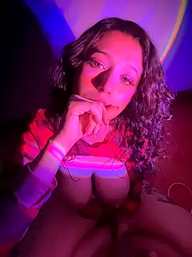 SOOLSTOONE's cam snapshot