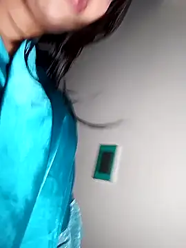 HotGirlK69's cam snapshot