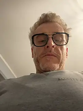 Axl_hot's cam snapshot