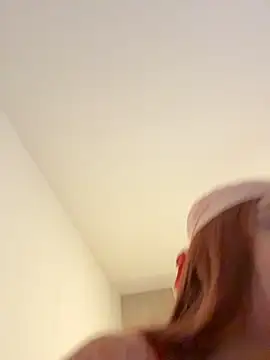 alesziarose_'s cam snapshot