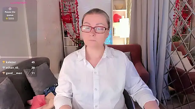 AlexandraKind's cam snapshot