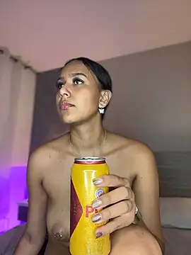 MiilaBlake's cam snapshot