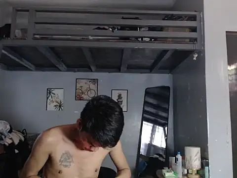 Natsboii live sex cam