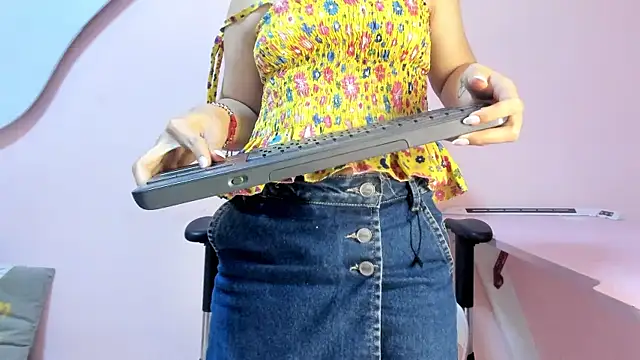 CharlotteMuller live sex cam