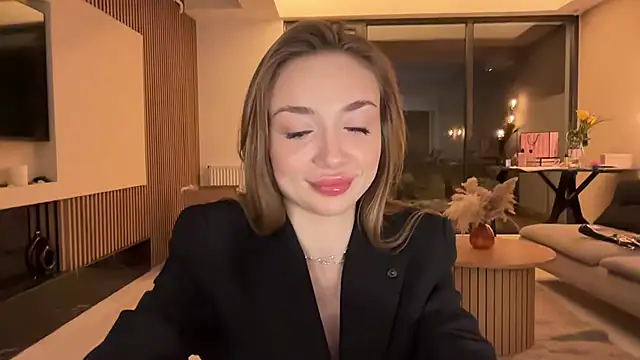 Jolienne live sex cam