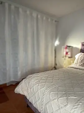 Samantha_e2's cam snapshot