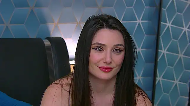 KassieWeins live sex cam