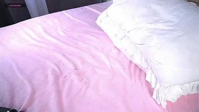 DawnAcreman's cam snapshot