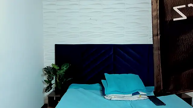 Lil_James live sex cam