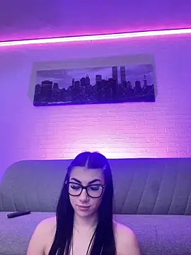 Kira_West's cam snapshot