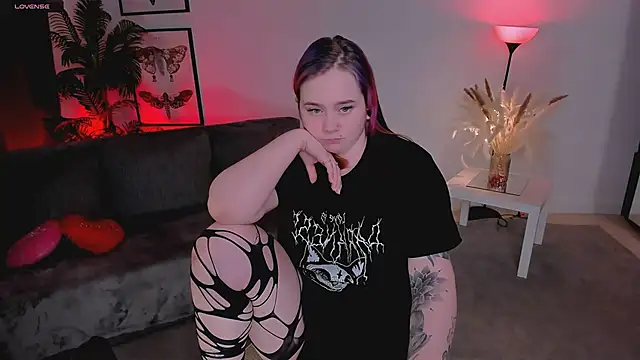 lunaalli's cam snapshot