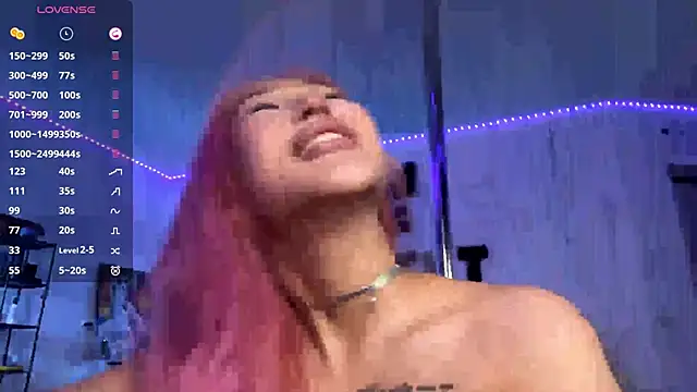 EIeniVanwart live sex cam