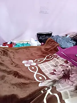 Phoebe-e live sex cam