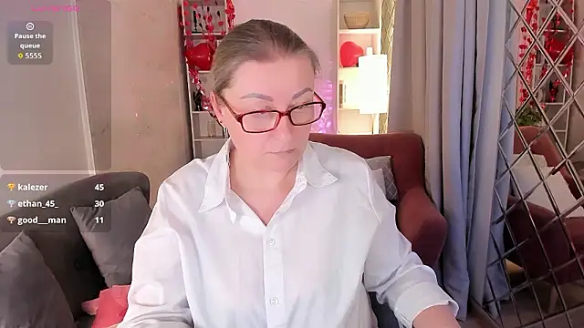 AlexandraKind's cam snapshot