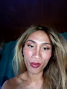 PeachyLuxe live sex cam