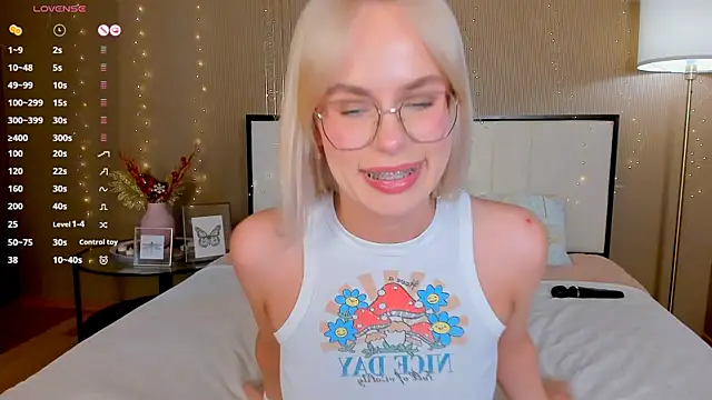 bellatip live sex cam