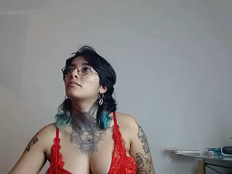 Ivyravens live sex cam