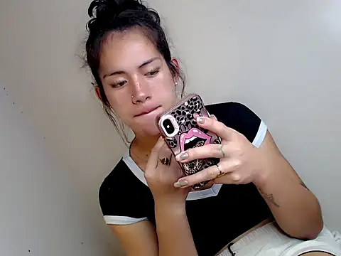 ashley_bombshell live sex cam