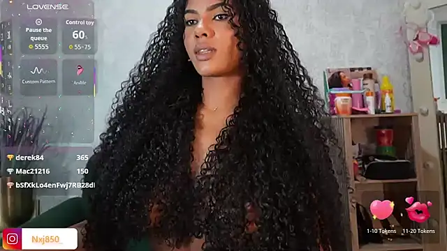 HOTBLACKANDWHITE2 live sex cam