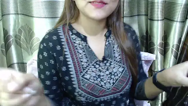 queen_angelina live sex cam