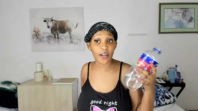 ConnieSmall24's cam snapshot