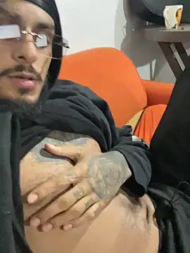 liyamjunior's cam snapshot