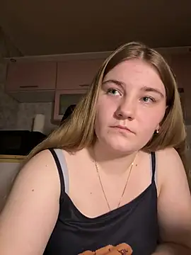 FLOWERS555's cam snapshot