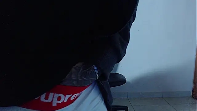 mikecoper_23's cam snapshot