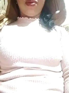 TRIEUTRIEU20's cam snapshot