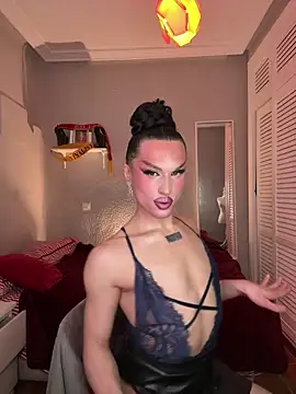 Crystal_________ live sex cam