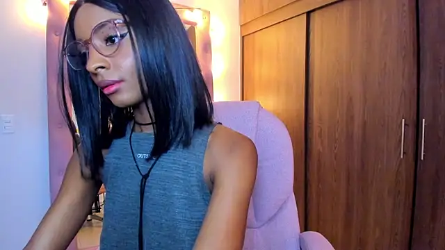 alikahouston4's cam snapshot