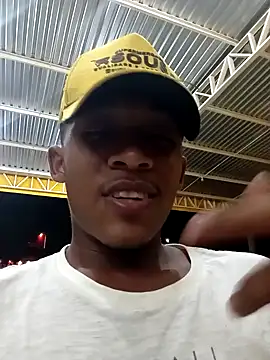 Thasmien live sex cam