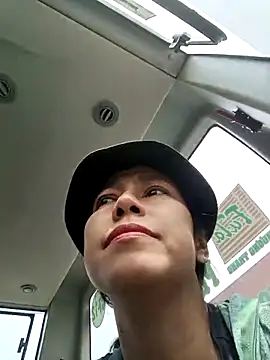 2HotAsain4u's cam snapshot