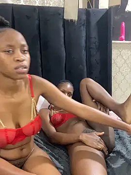 SexyPetitex25 live sex cam