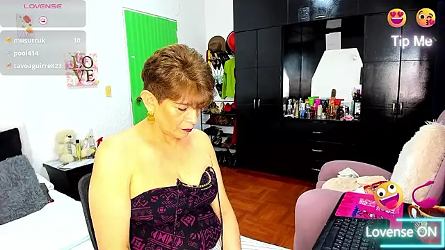 Angelina_Stone_65 live sex cam