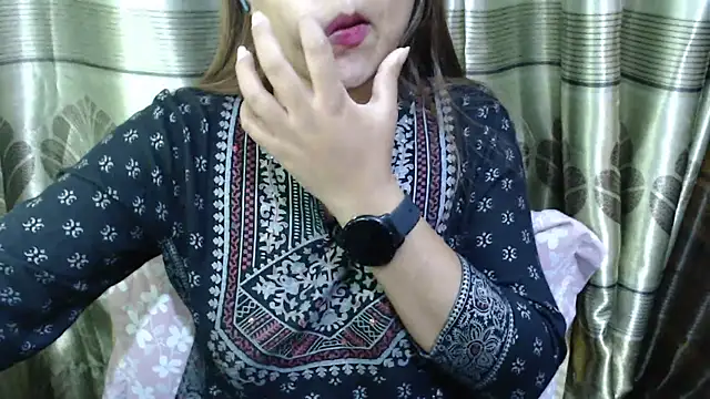 queen_angelina live sex cam