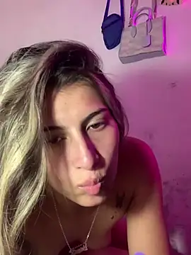 Candy_Lennon's cam snapshot