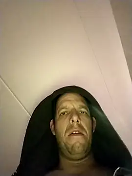 Knuffelstaaff123 live sex cam