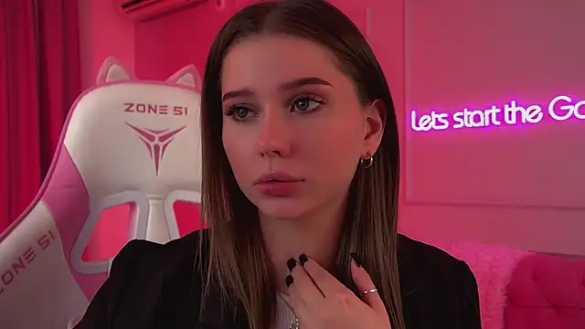 DianaVert's cam snapshot