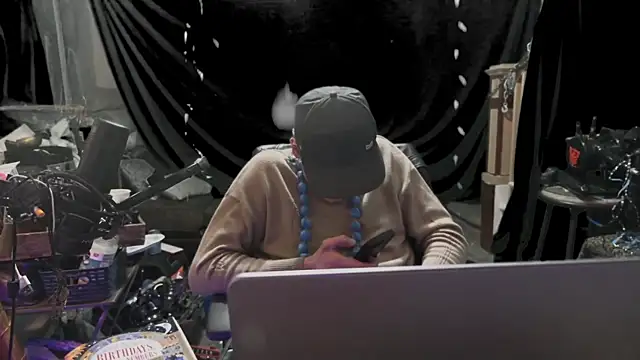 MasterDaddyCool's cam snapshot