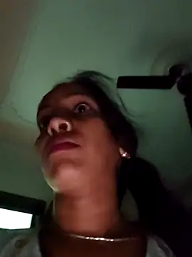 Sexy-Kavya2's cam snapshot