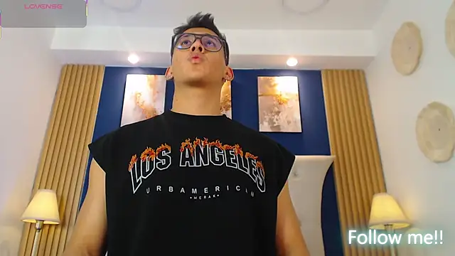 SalvadorFit live sex cam