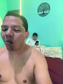 Loaisn's cam snapshot