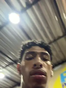 Leon_Creed's cam snapshot