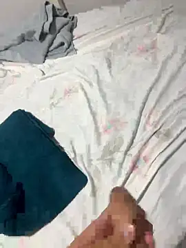 Novinho16cmz live sex cam