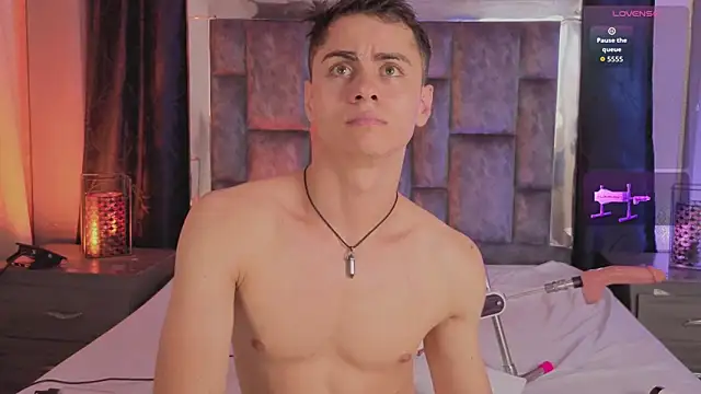 LeoMonnroe live sex cam