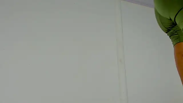 Amir_mikelsen live sex cam