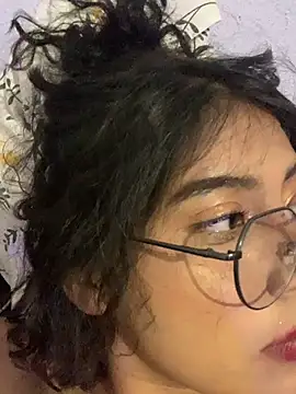 Ema_L1's cam snapshot